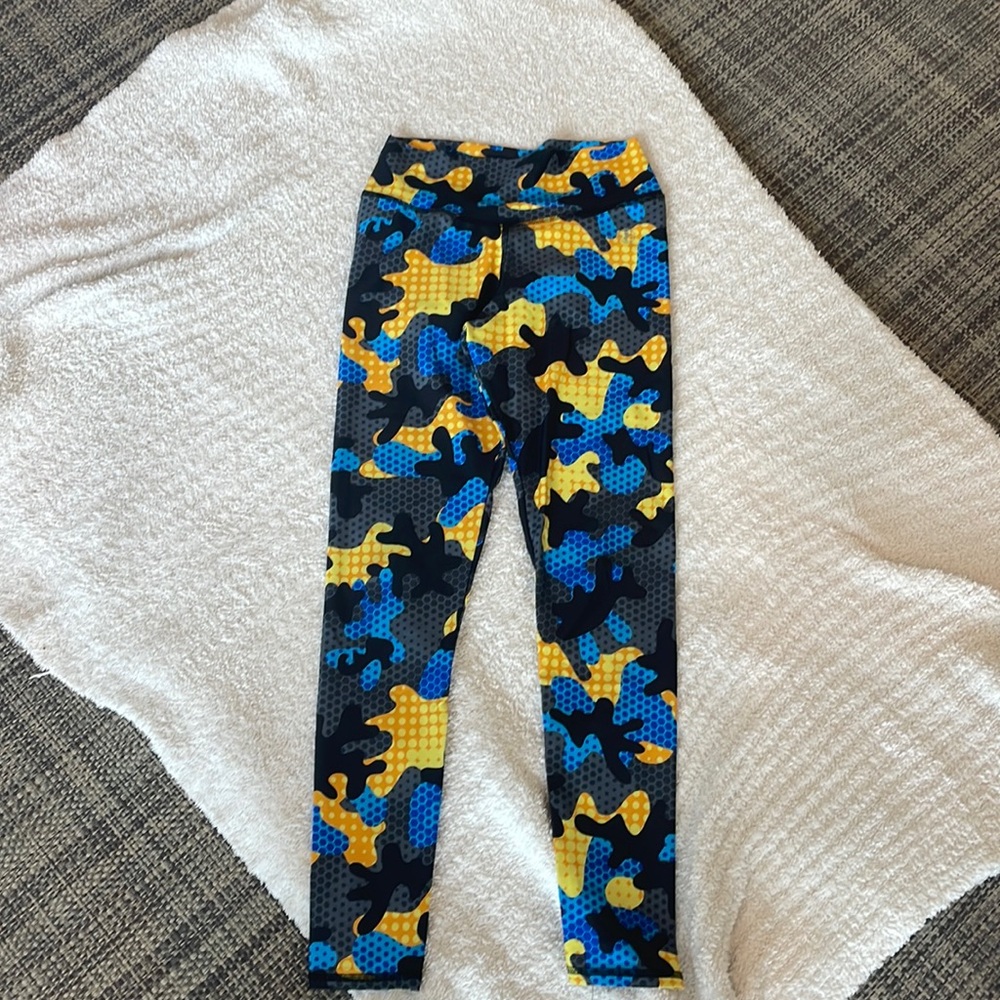 Scrunch booty camo leggings
